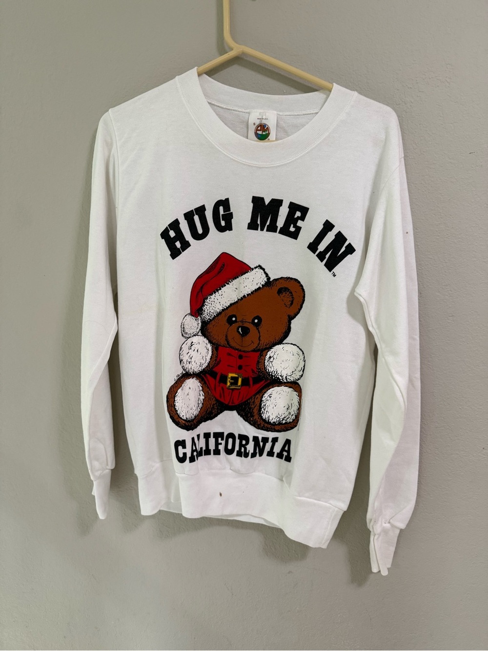 Vintage Hug Me In California Teddy Bear Sweatshirt USA Small
